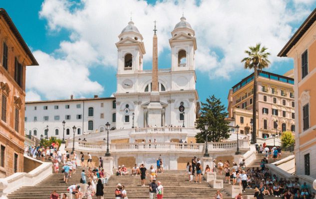 Trinità dei Monti, il balcone di Roma su piazza di Spagna