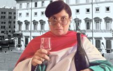 Gina Francon: Annagaia Marchioro porta sul palco la "portinaia di Palazzo Chigi"