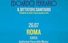 Edoardo Ferrario a Roma nel 2022 con lo spettacolo "Il Dittatore Sanitario"