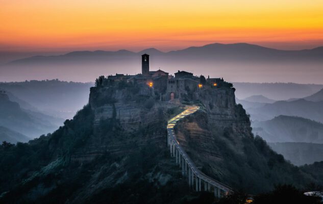 Civita di Bagnoregio, spettacolare borgo medioevale unico al Mondo