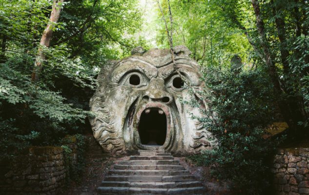 Il Parco dei Mostri di Bomarzo, affascinante bosco ricco di arte e misteri