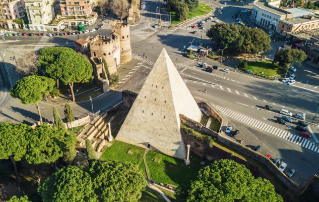 Piramide Roma