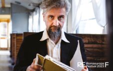 Ascanio Celestini in scena a Roma nel 2023 con "L'Asino e il Bue": date e biglietti