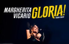 Margherita Vicario in concerto a Roma nel 2024 con il suo "GLORIA! Tour"