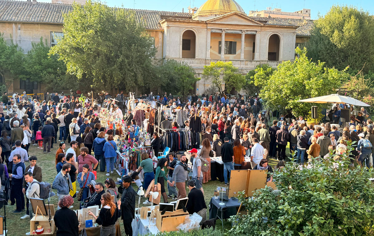 Hippie Market Roma 2025 Maggio Trasteverino