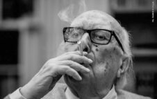 Andrea Camilleri in mostra a Roma nel 2025 per i 100 anni dalla nascita