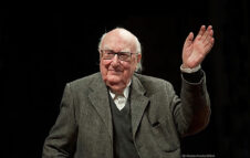 Andrea Camilleri in mostra a Roma per i suoi 100 anni dal 22 ottobre al 9 novembre 2025