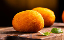 Festa del Supplì 2025: a Roma si celebra uno dei simboli più amati dello street food