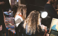 Paper e Pacchi tuoi 2025: il mercatino di Natale più originale di Roma Est