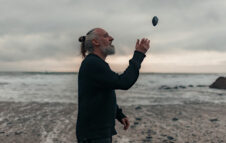 Fink live a Roma nel 2026 tra folk e atmosfere anni Settanta