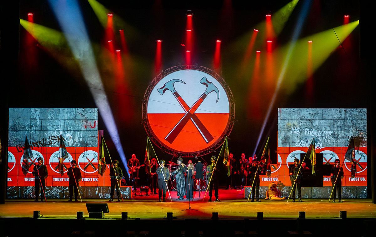 Pink Floyd Legend - The Wall