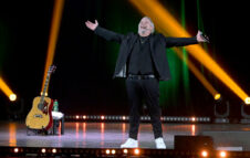 Dado a Roma nel 2026: il comico romano torna sul palco con il nuovo show “Il Ripetente”