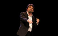 “...E tu, che mito sei?”: a Roma il divertente spettacolo di Giuseppe Sorgi sulla mitologia greca