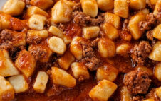 Sagra degli gnocchi con sugo di castrato 2026: piatti tipici e viste mozzafiato a due passi da Roma
