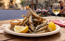 Pesce fritto, Paolo Belli e fuochi d’artificio: torna la Sagra del Pesce di Anguillara Sabazia