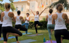 Lezioni di yoga gratuite nei parchi di Roma: date, orari e luoghi
