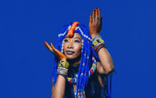La straordinaria voce di Fatoumata Diawara sbarca a Roma: info e biglietti del concerto