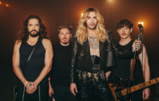 I Tokio Hotel in concerto a Roma per una serata pop rock con i celebri gemelli Bill e Tom